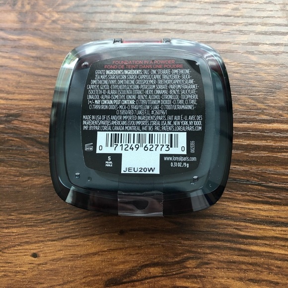 L'OREAL Infallible 24 Hr Powder Foundation 5 Pearl - Picture 5 of 6